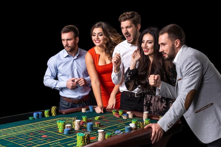 Antarmuka meja poker di platform dewi11 menampilkan pemain, kartu, dan pot